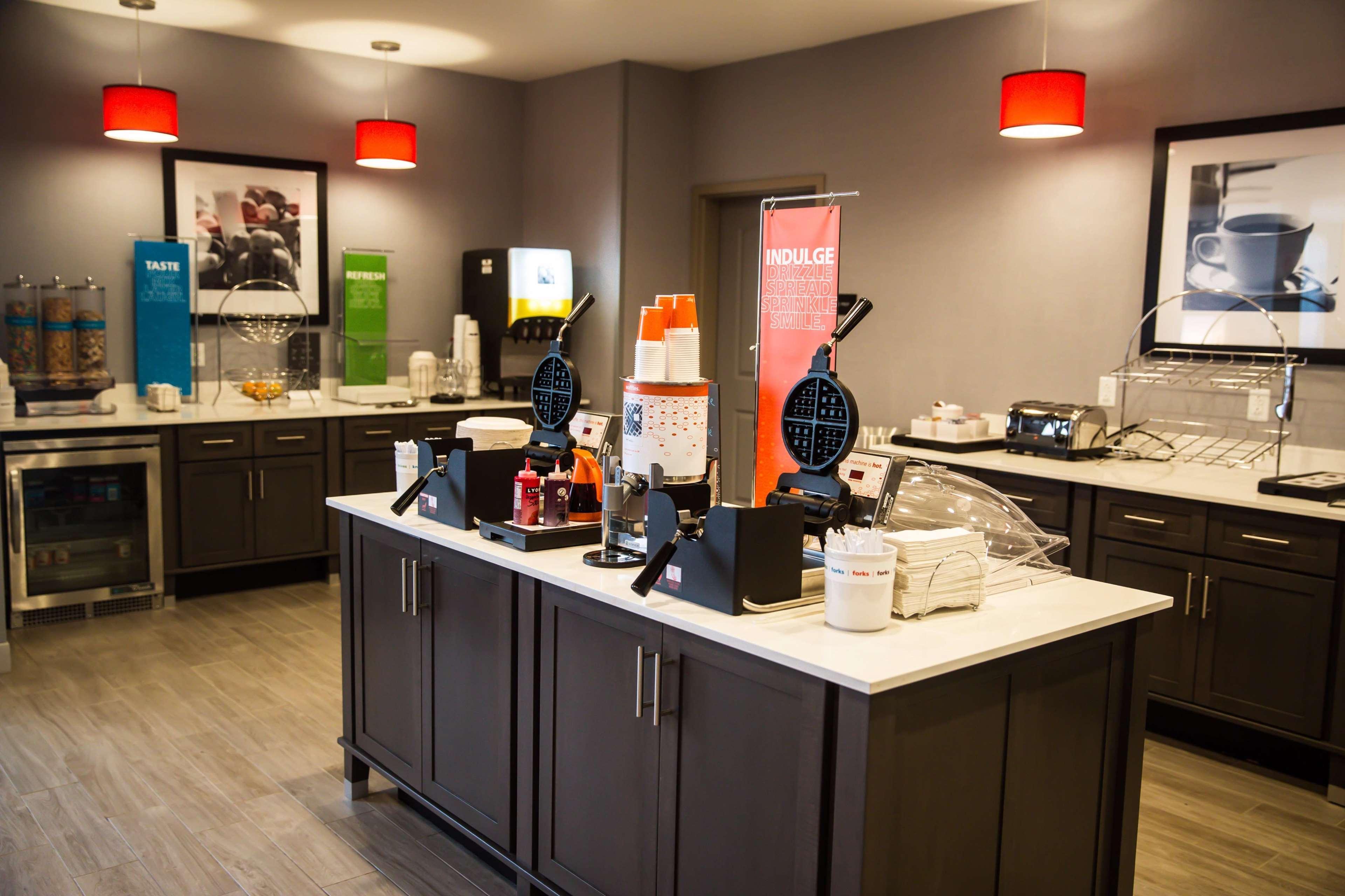 Hampton Inn-Pontiac Екстер'єр фото