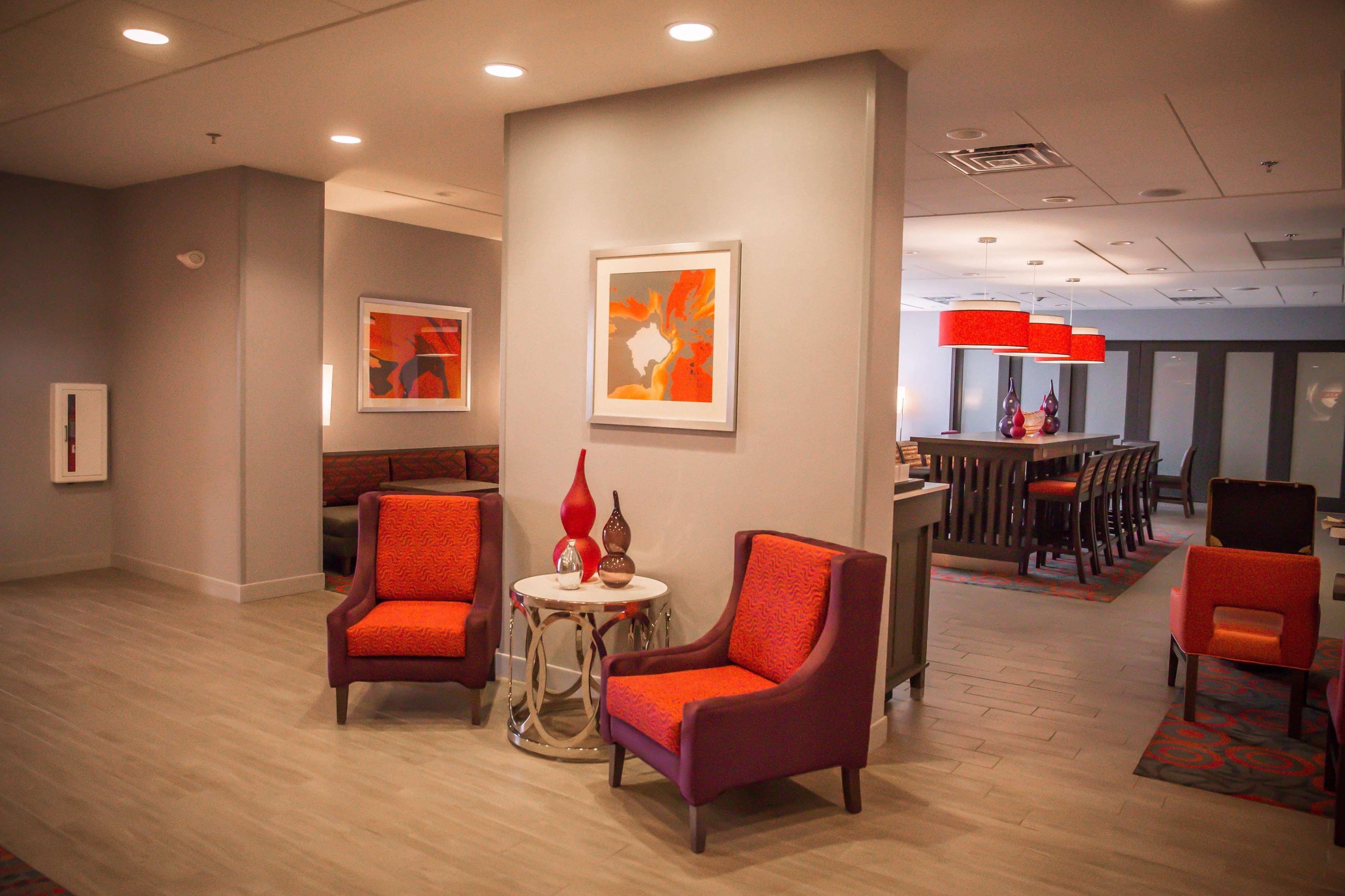 Hampton Inn-Pontiac Екстер'єр фото