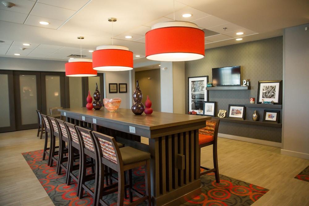 Hampton Inn-Pontiac Екстер'єр фото