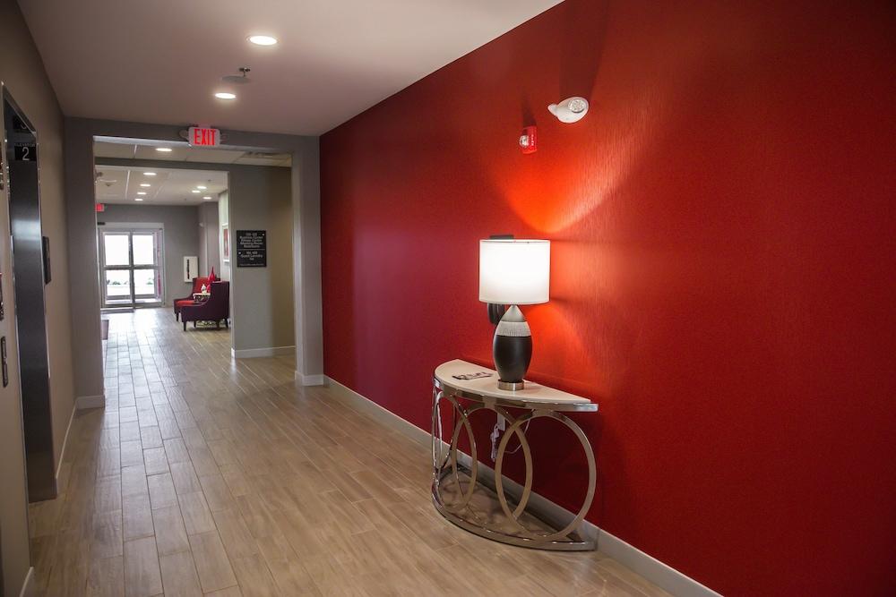 Hampton Inn-Pontiac Екстер'єр фото