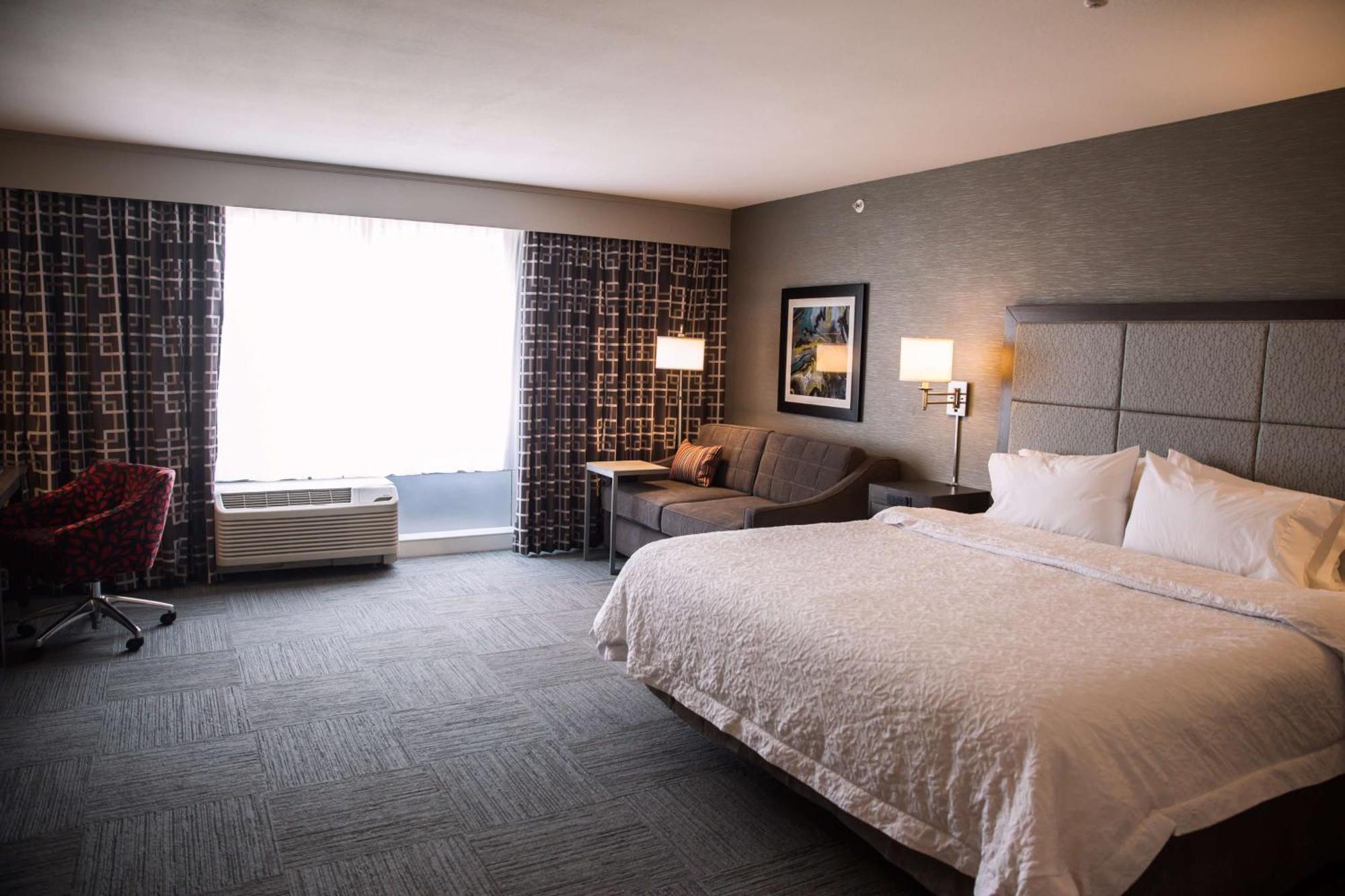 Hampton Inn-Pontiac Екстер'єр фото